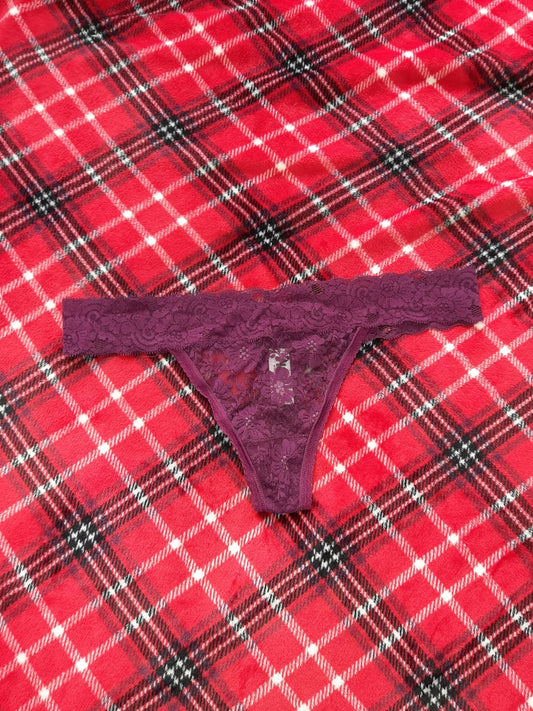 Burgundy mesh panties (used)